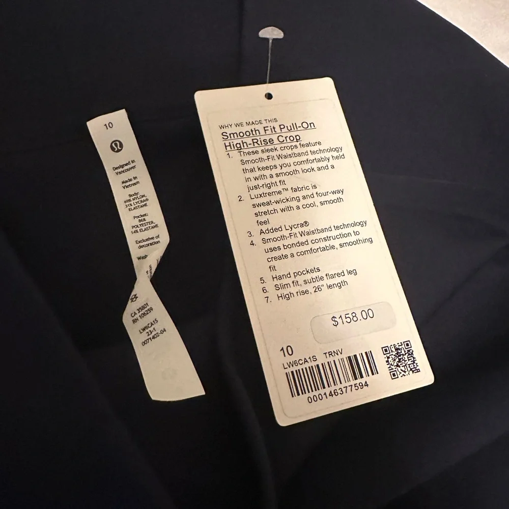 lululemon athletica smooth fit pull-on high-rise crop pants navy blue - Picture 9 of 9